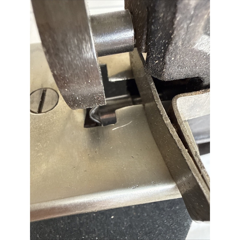 Vintage Clean Cut Pinking Machine South Richland Machine Co. NY - Fabric Cutter - Picture 8 of 15